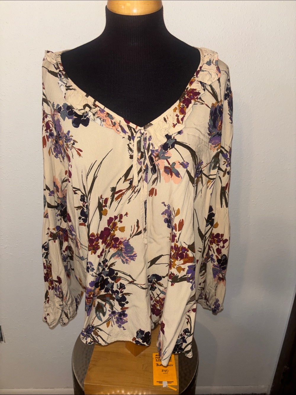 Andree by Unit Floral Pullover size 3X